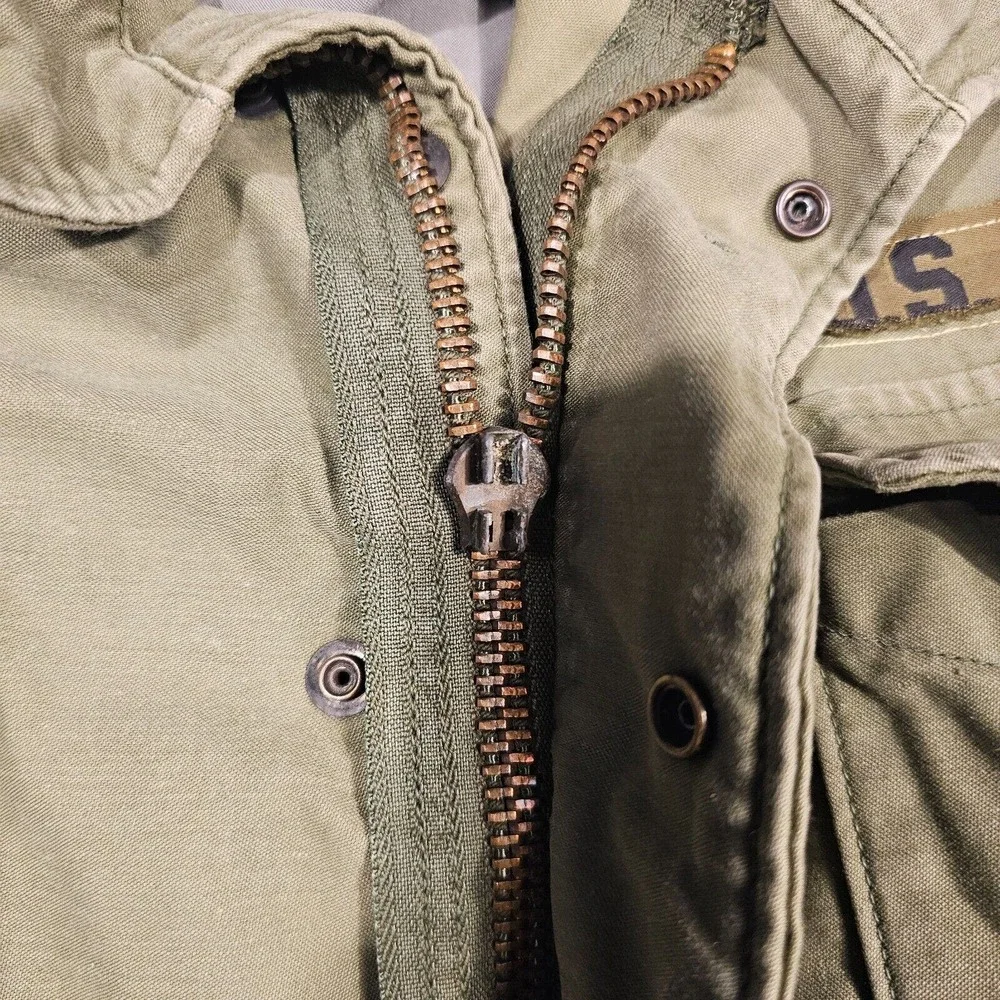 Vintage Size Med Short US Army Field Cold Weather Jacket Regular 8415-782-2940